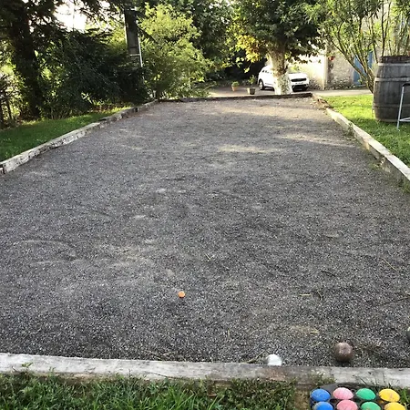 Holiday home Maison Des 5 Fleurs 6 Pers Heugas